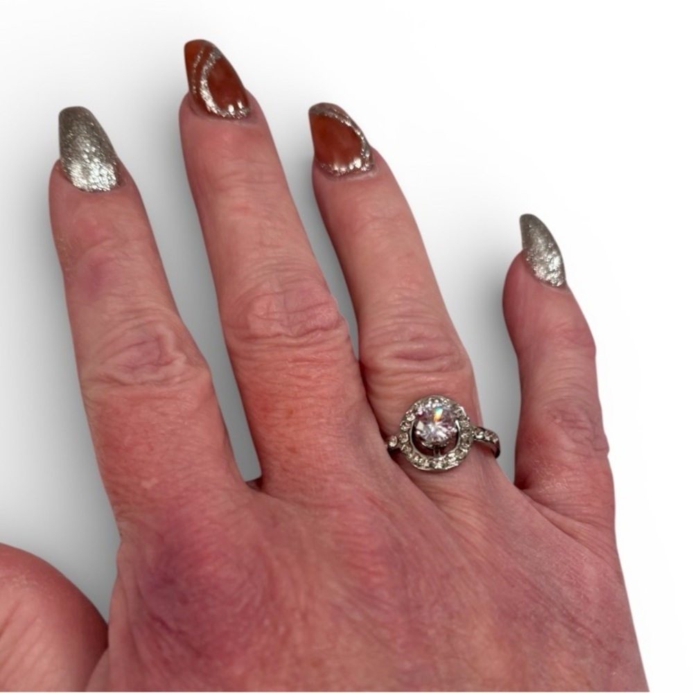 Stainless steel gold or silver rhinestone ring. NEW.